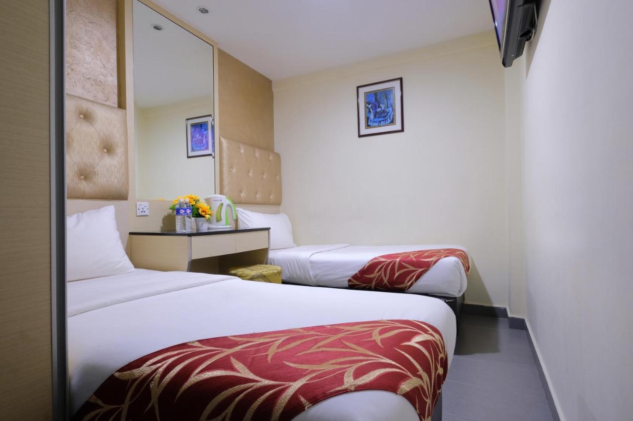 Single Sharing Room And Short Hours Stay At Sandpiper Hotel Singapur Exteriér fotografie