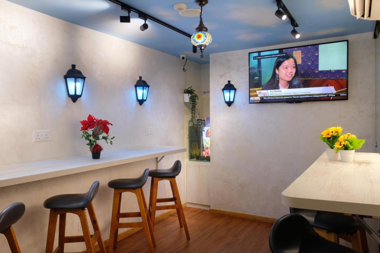 Single Sharing Room And Short Hours Stay At Sandpiper Hotel Singapur Exteriér fotografie