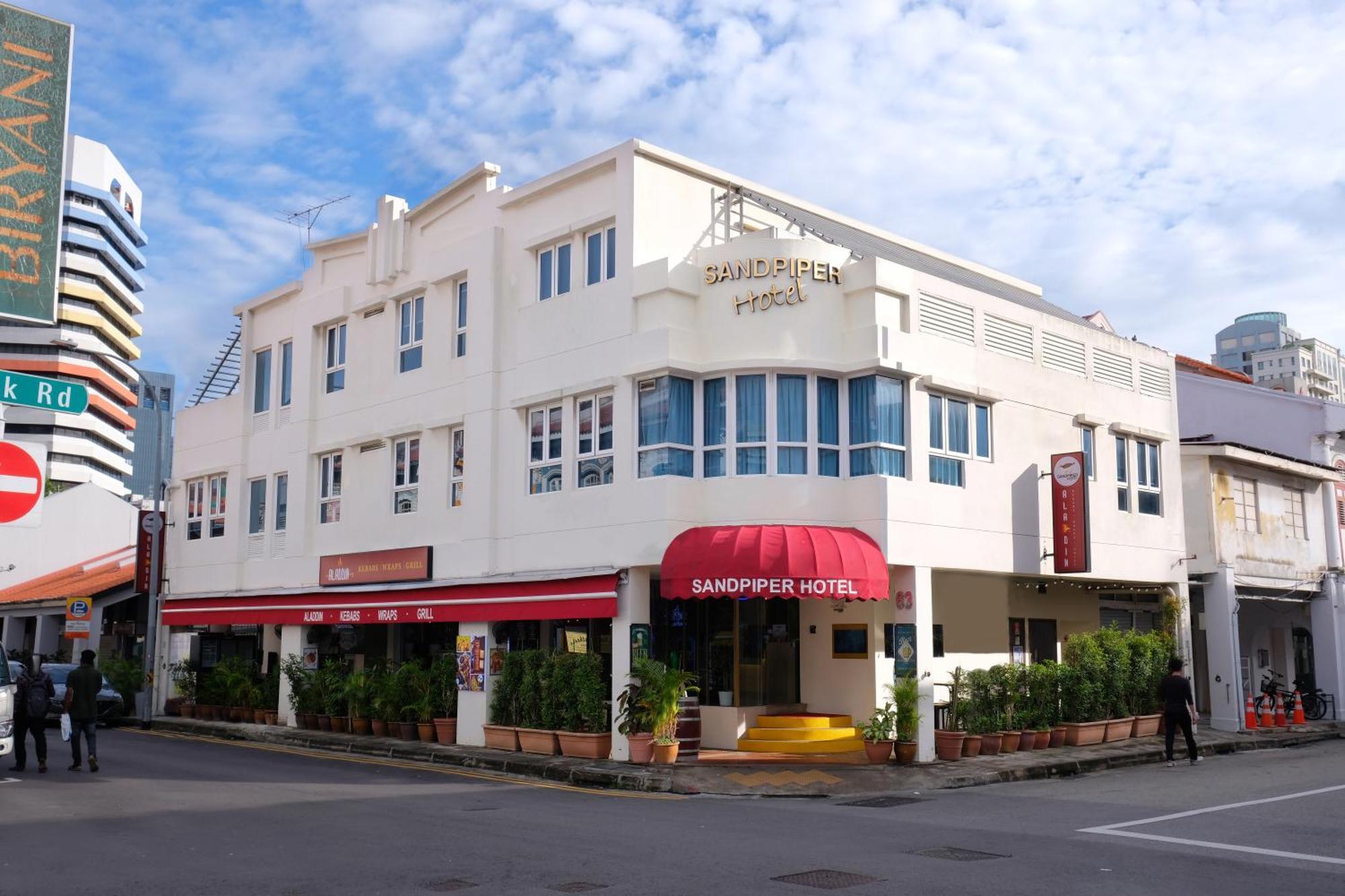 Single Sharing Room And Short Hours Stay At Sandpiper Hotel Singapur Exteriér fotografie